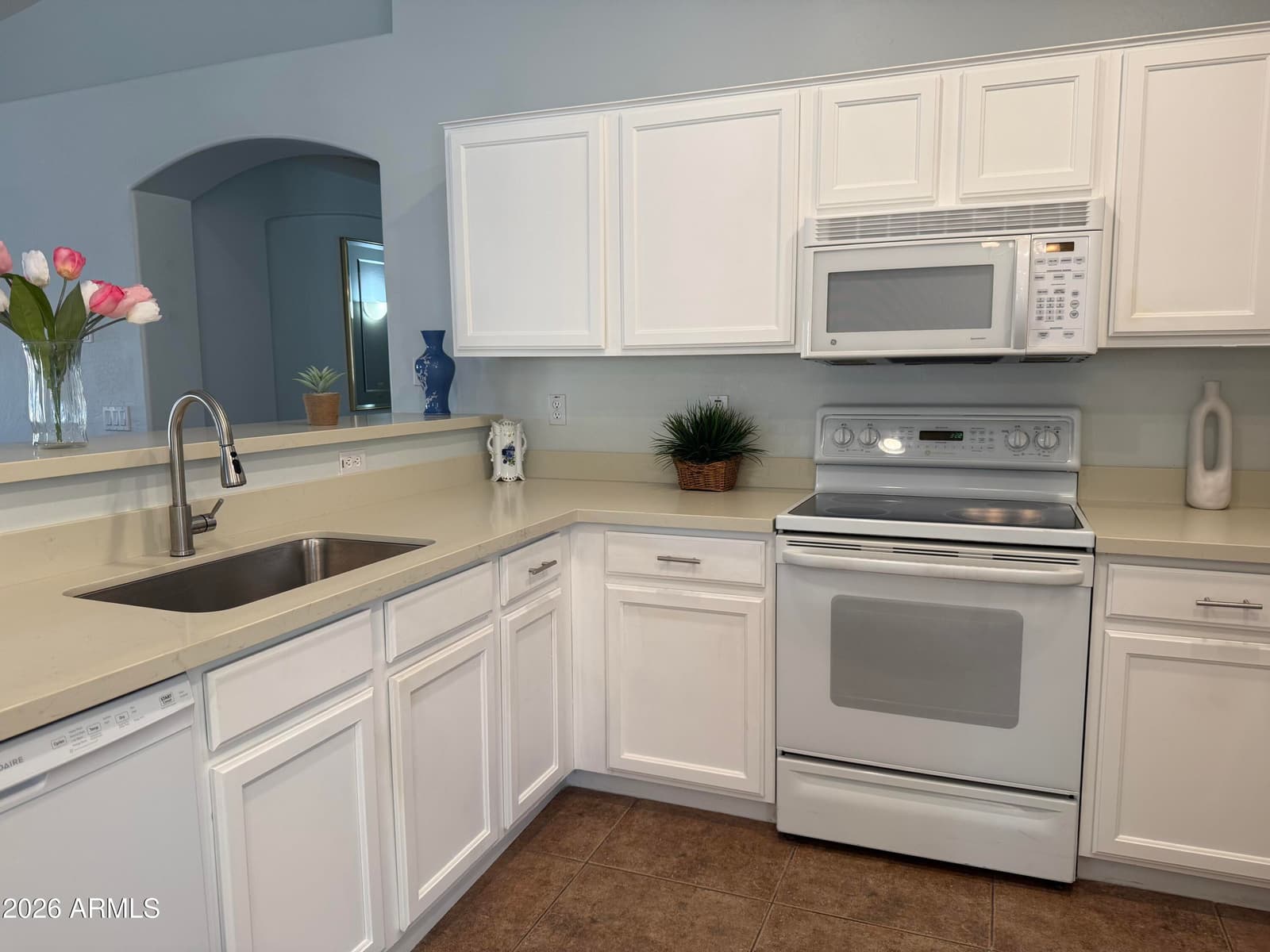 6630 S 25th Avenue, Phoenix, AZ 85041 — photo 13 of 31
