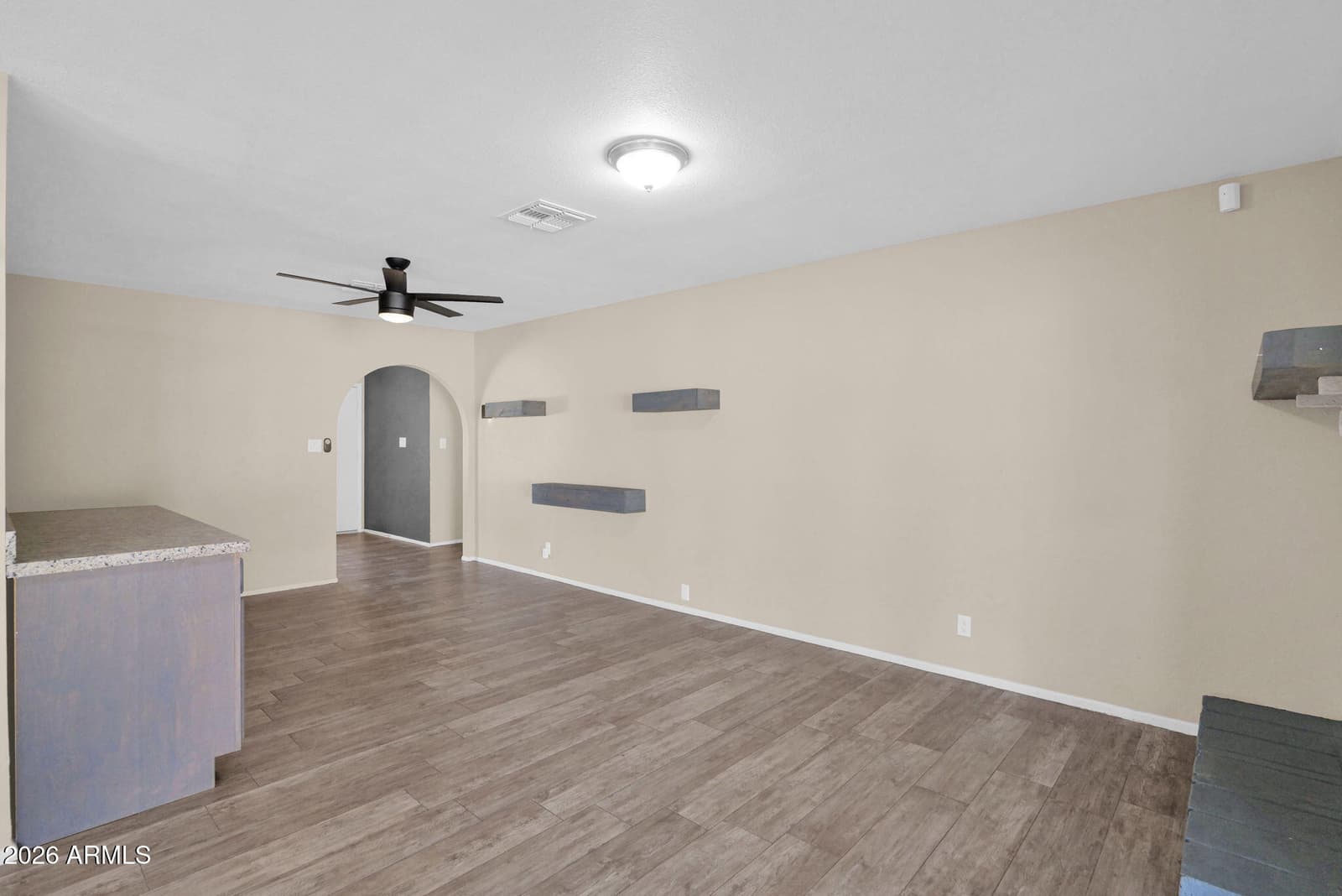 604 W Plata Avenue, Mesa, AZ 85210 — photo 9 of 29