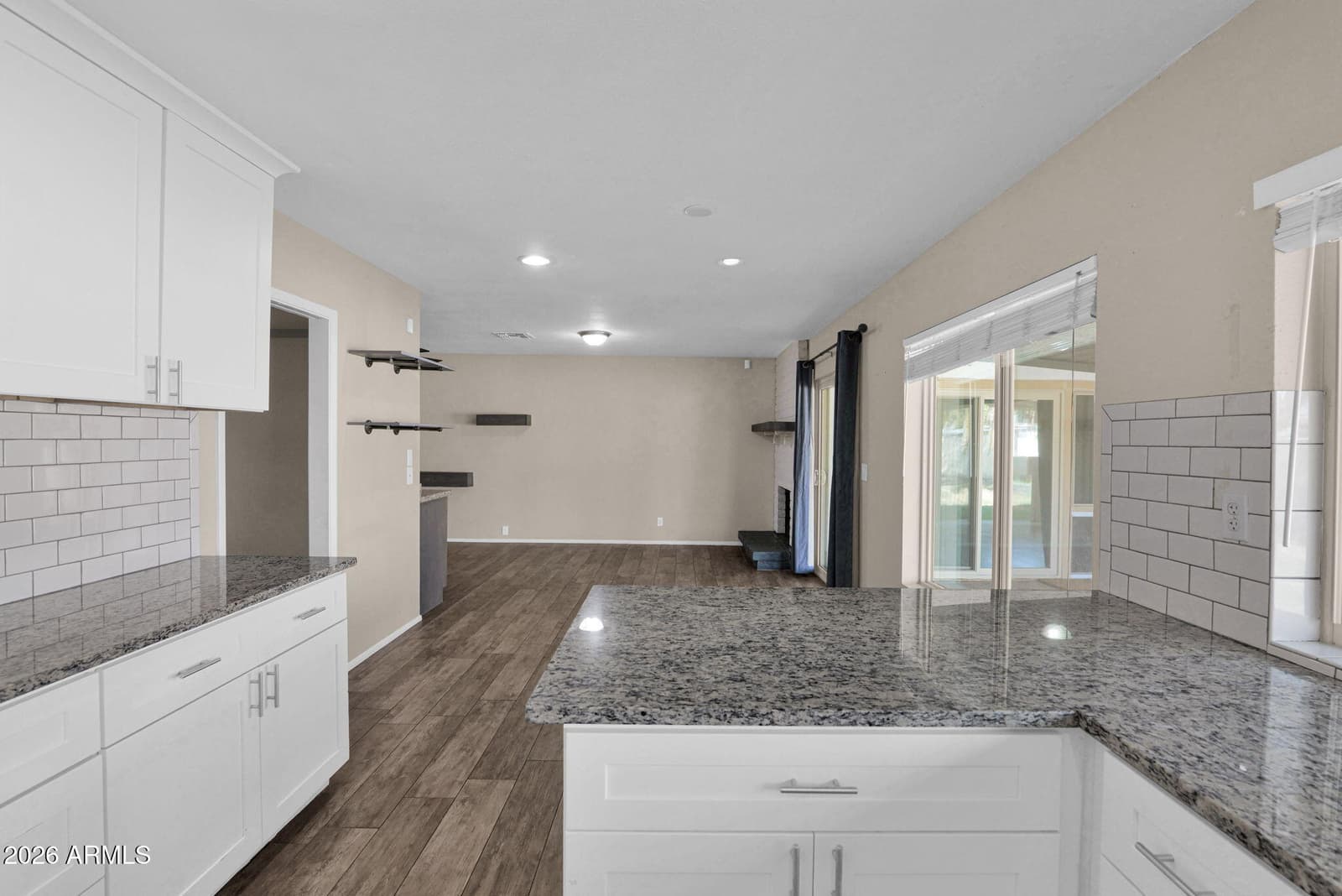 604 W Plata Avenue, Mesa, AZ 85210 — photo 14 of 29