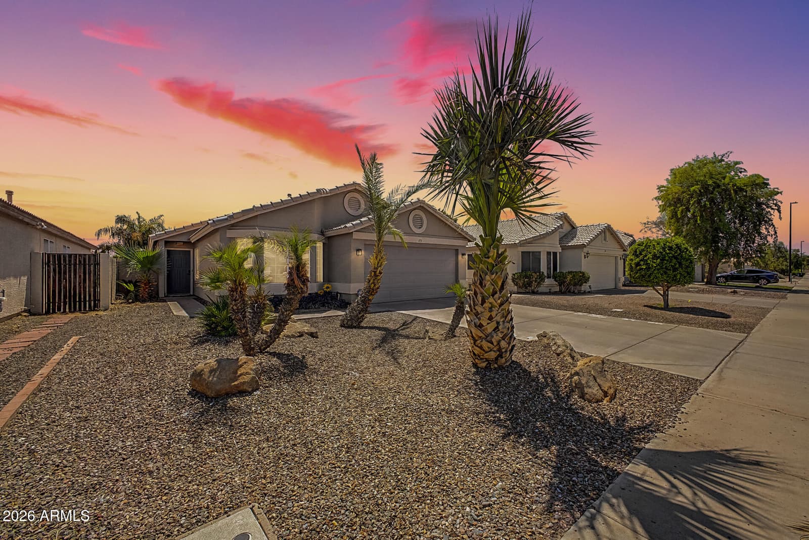 173 W Smoke Tree Road, Gilbert, AZ 85233 — photo 7 of 44
