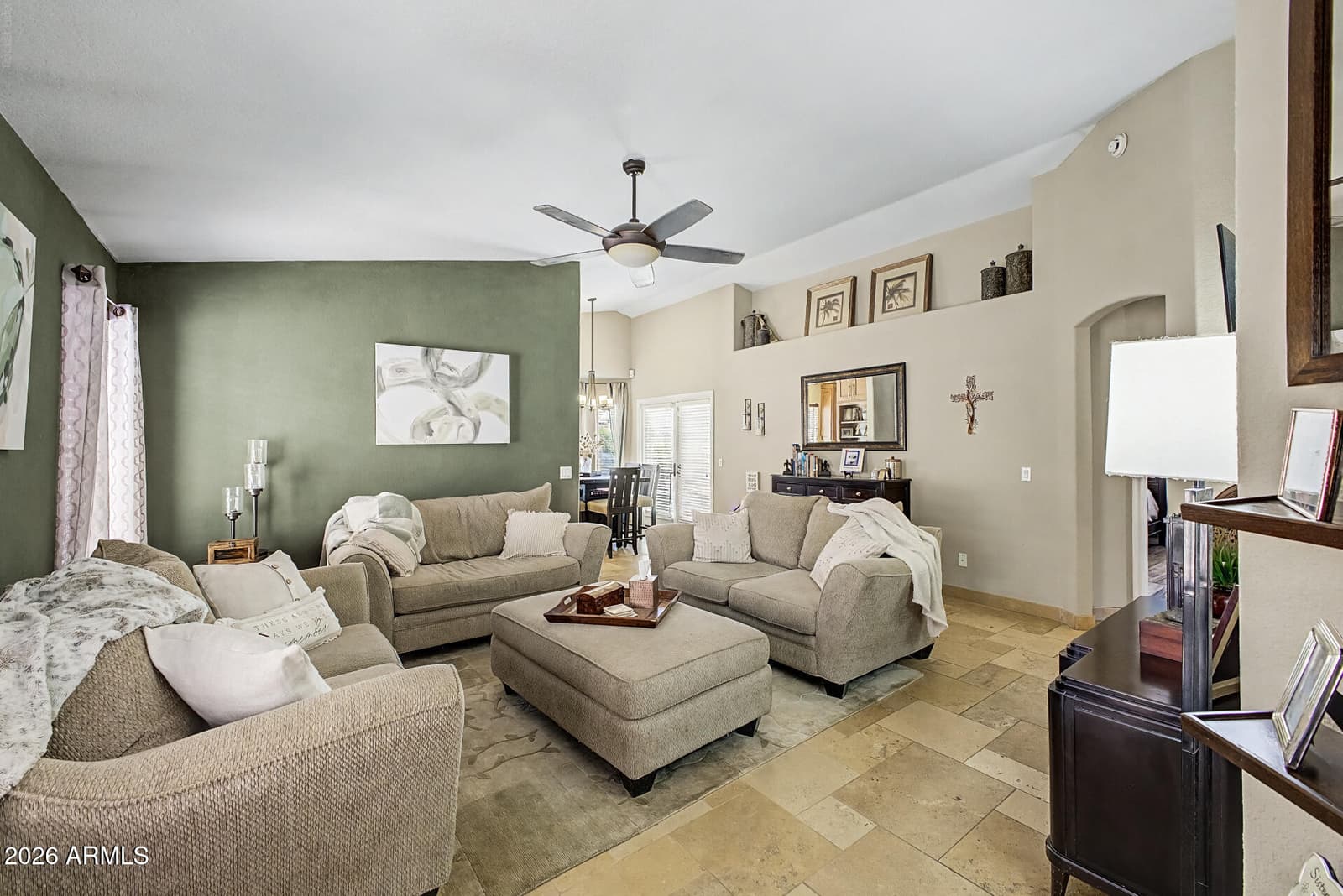 173 W Smoke Tree Road, Gilbert, AZ 85233 — photo 3 of 44