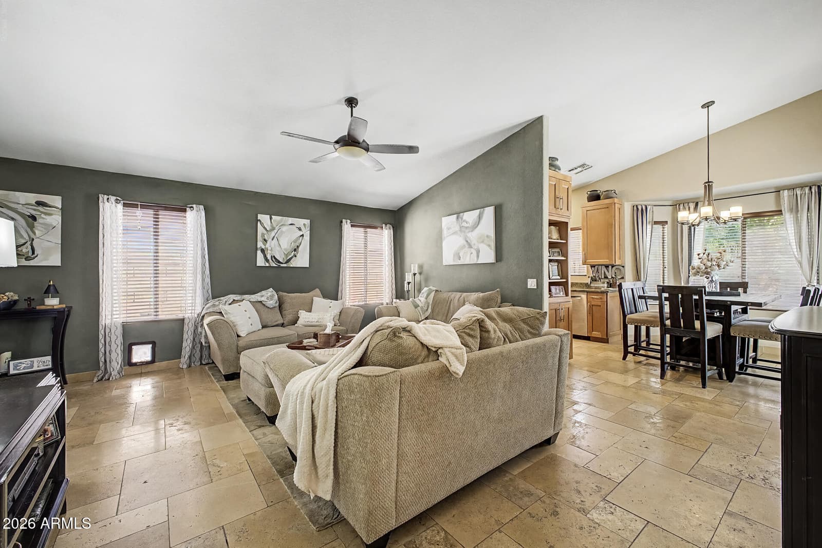 173 W Smoke Tree Road, Gilbert, AZ 85233 — photo 10 of 44