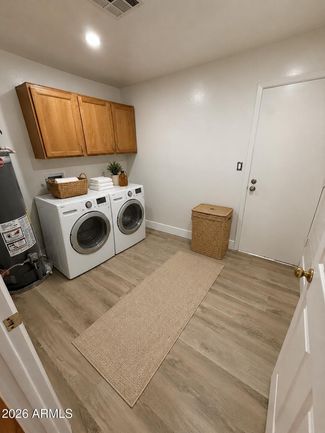 815 E Cavalier Drive, Phoenix, AZ 85014 — photo 10 of 32