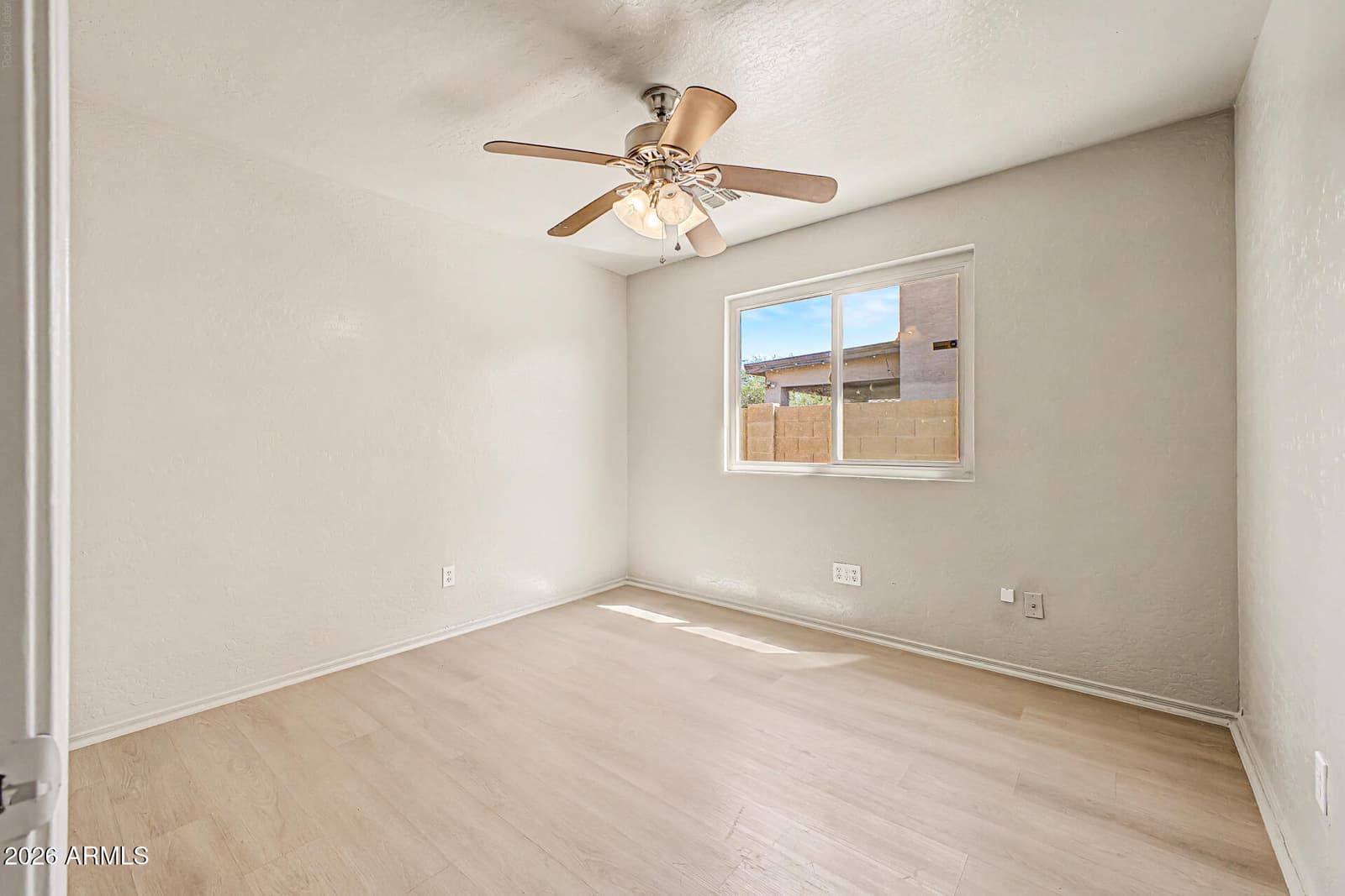 5409 S 15th Way SE, Phoenix, AZ 85040 — photo 18 of 28