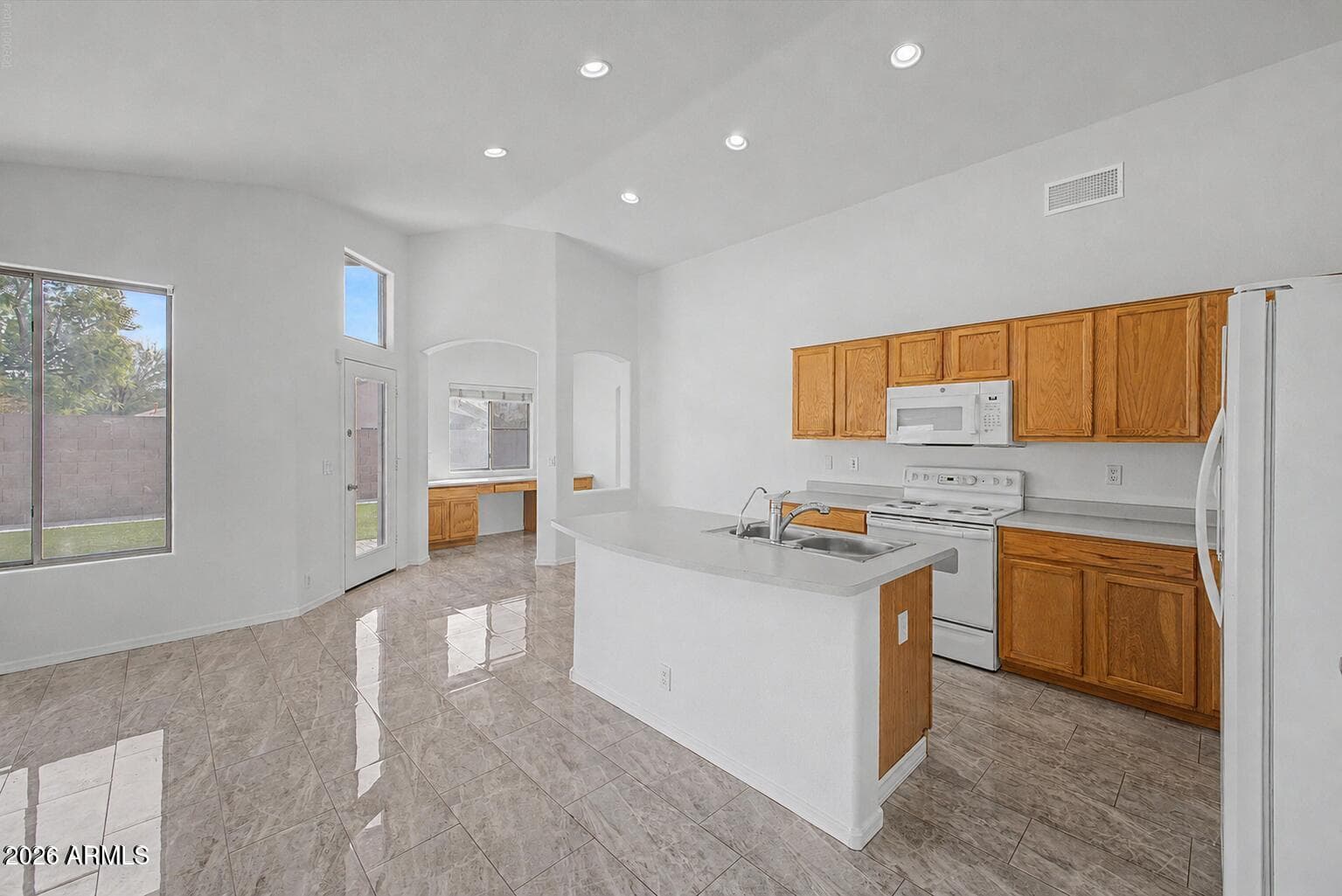 9253 E Monte Avenue, Mesa, AZ 85209 — photo 8 of 31