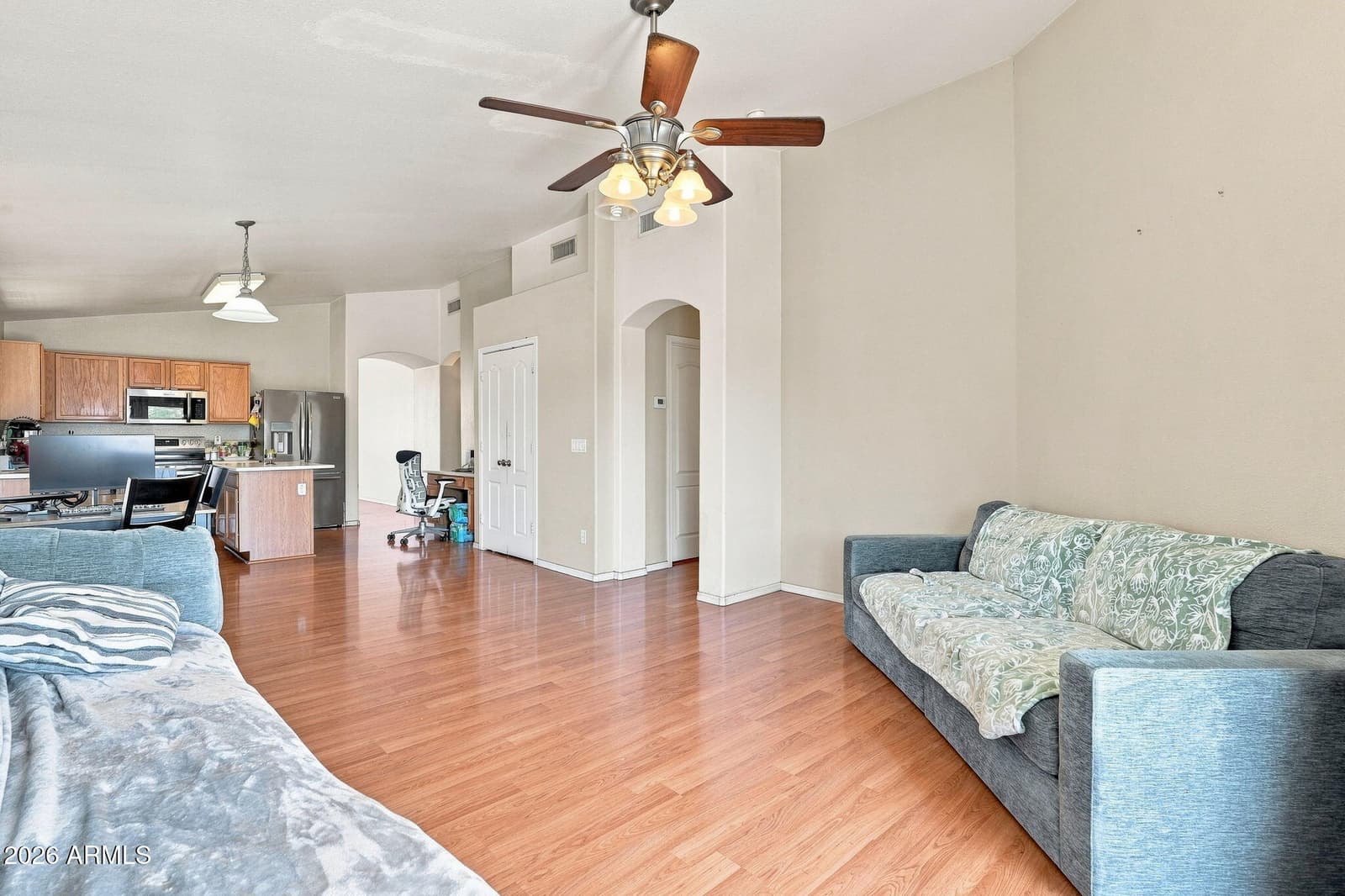 1807 S 82nd Drive, Phoenix, AZ 85043 — photo 4 of 22