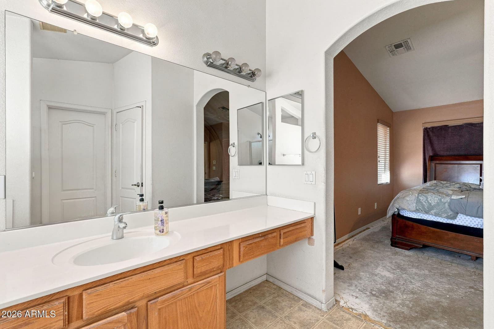 1807 S 82nd Drive, Phoenix, AZ 85043 — photo 20 of 22
