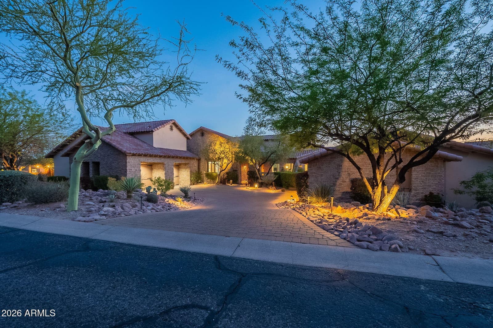 2560 S Geronimo Head Trail, Gold Canyon, AZ 85118 — photo 2 of 87