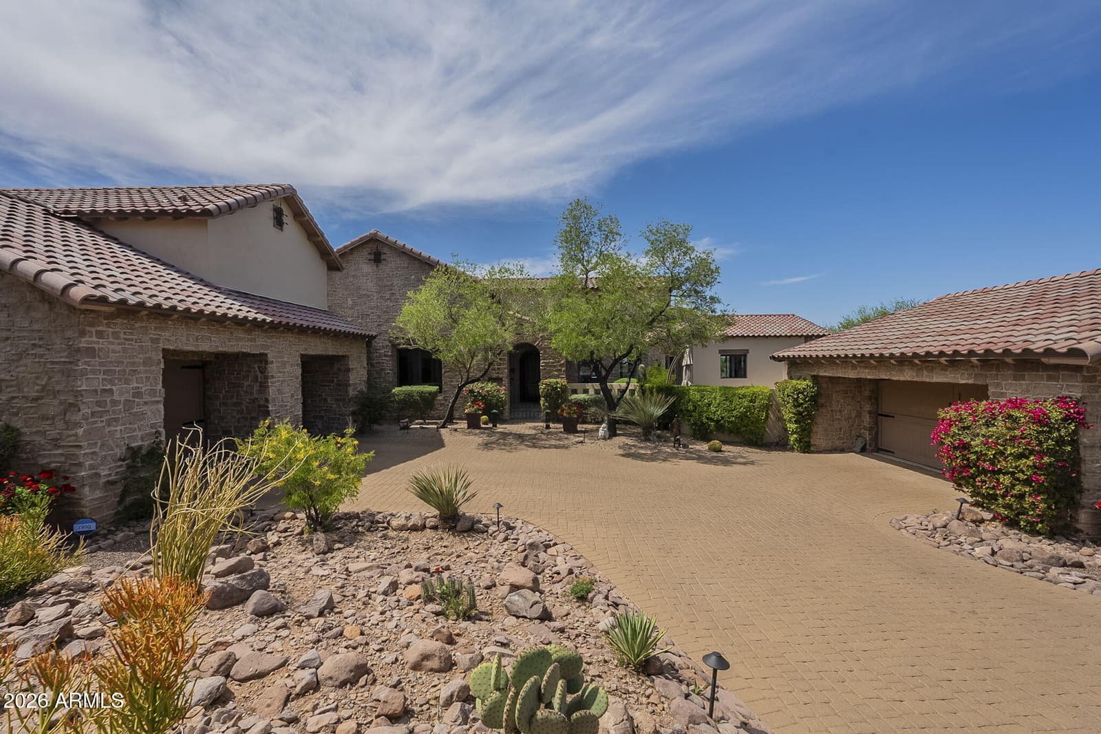 2560 S Geronimo Head Trail, Gold Canyon, AZ 85118 — photo 1 of 87