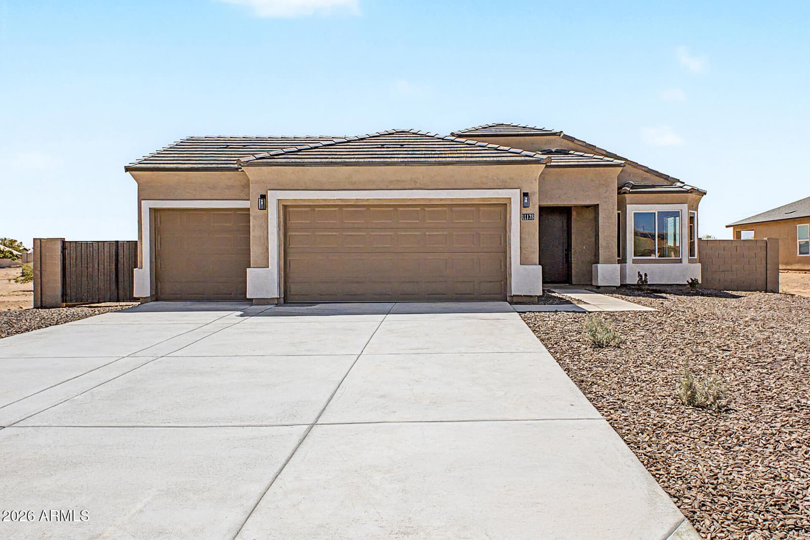 11175 W Laguna Drive, Arizona City, AZ 85123 — photo 1 of 27