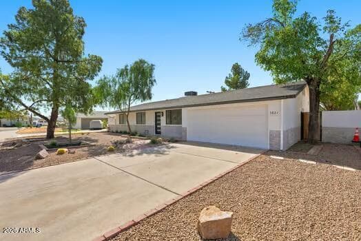 3821 W Desert Park Lane, Phoenix, AZ 85051 — photo 3 of 26