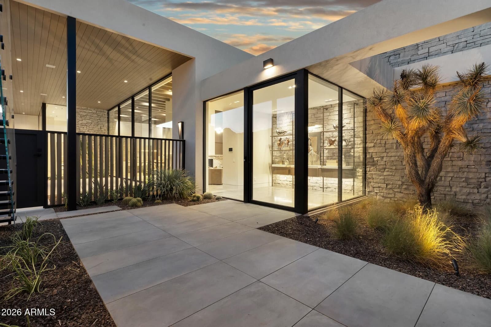6232 E Bret Hills Drive, Paradise Valley, AZ 85253 — photo 8 of 70