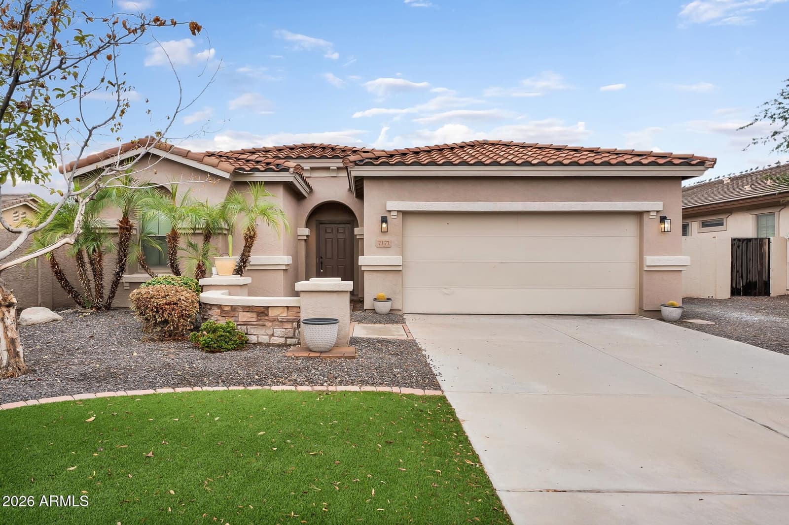 7171 S Sinova Court, Gilbert, AZ 85298 — photo 1 of 34