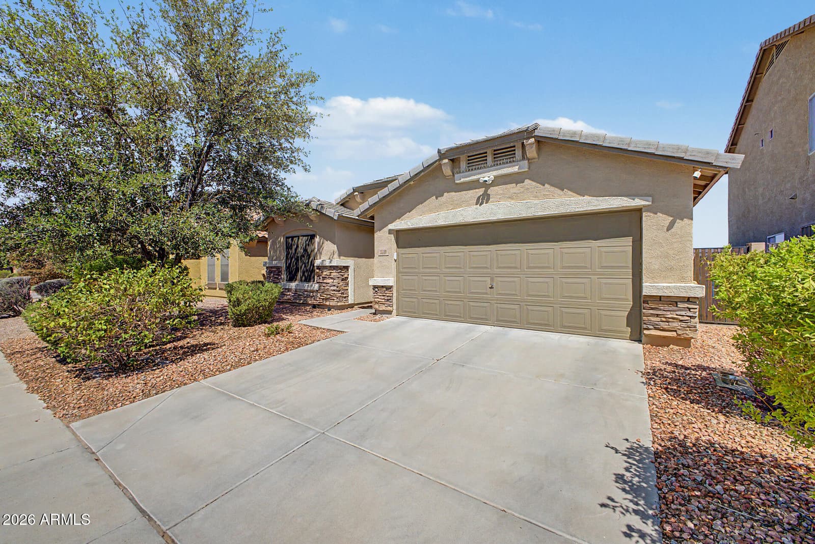 3530 W Saint Charles Avenue, Phoenix, AZ 85041 — photo 2 of 48