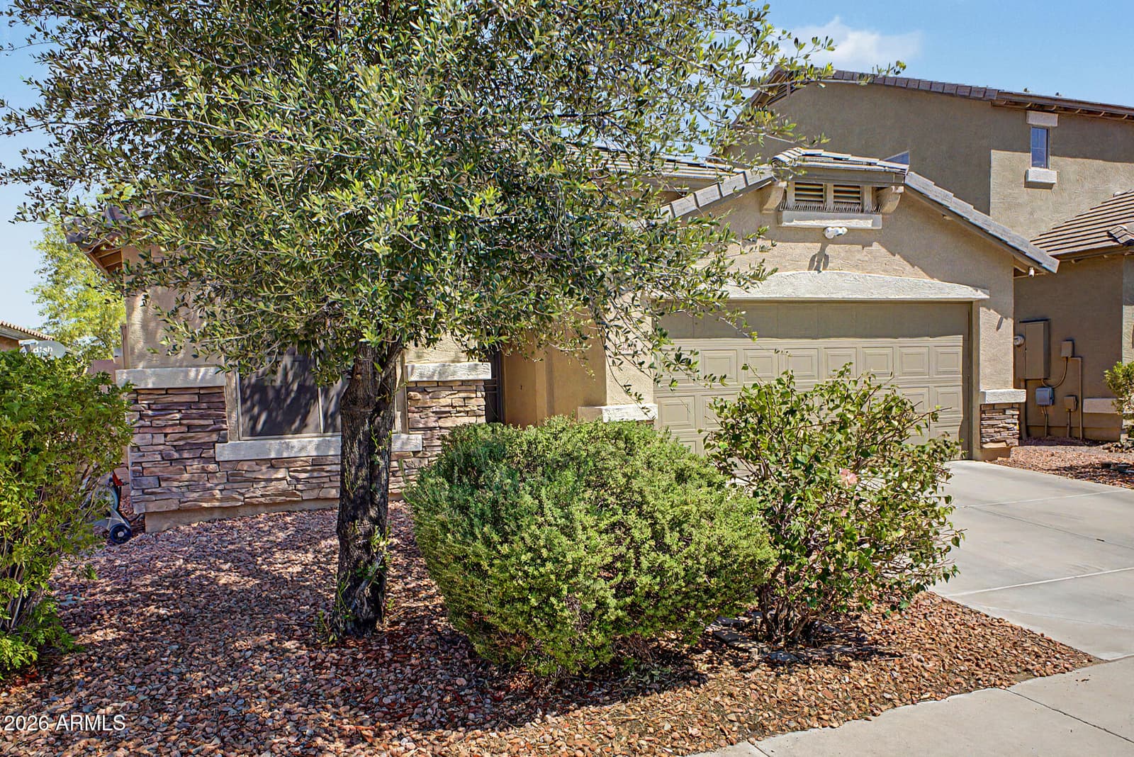 3530 W Saint Charles Avenue, Phoenix, AZ 85041 — photo 3 of 48