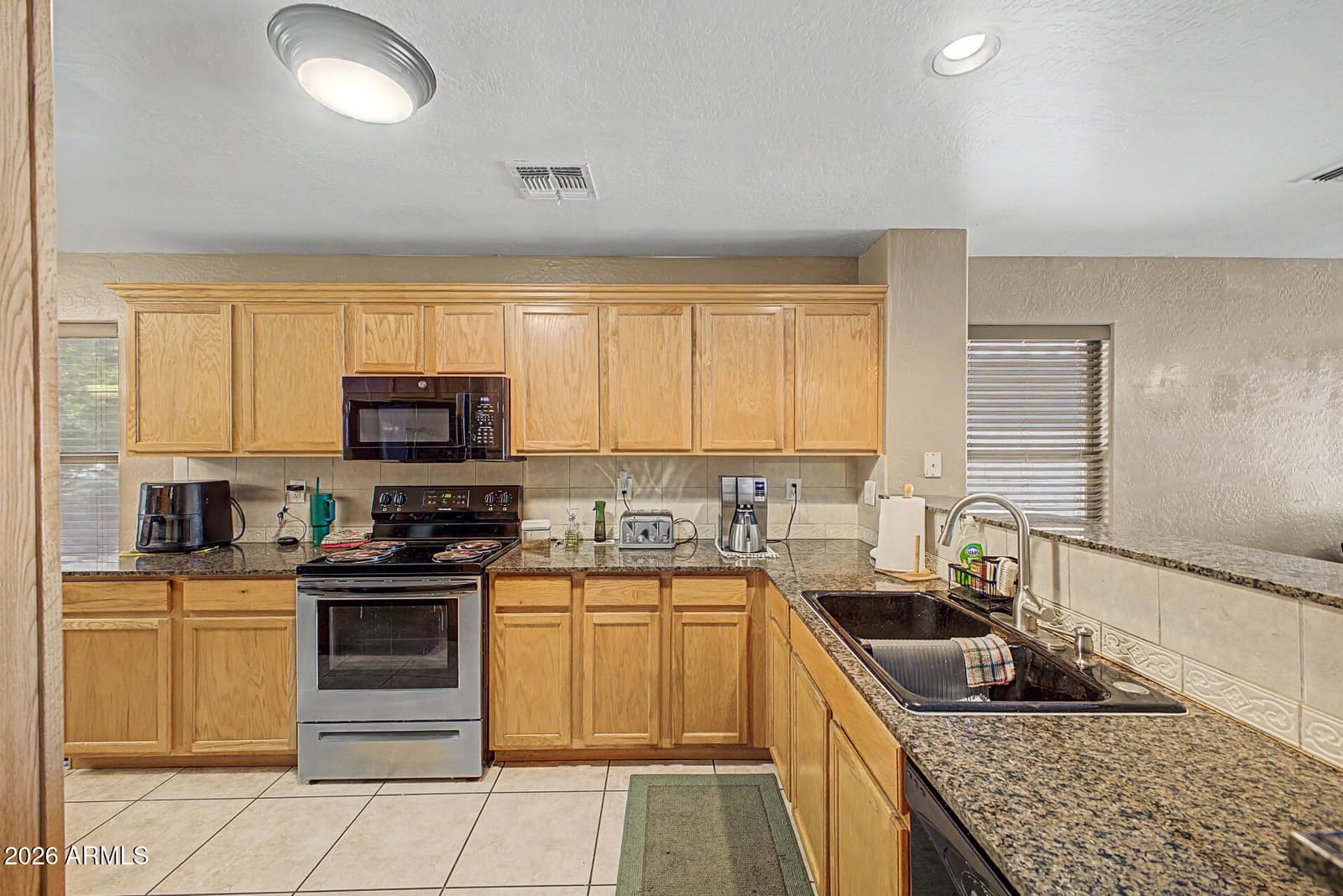 3530 W Saint Charles Avenue, Phoenix, AZ 85041 — photo 12 of 48