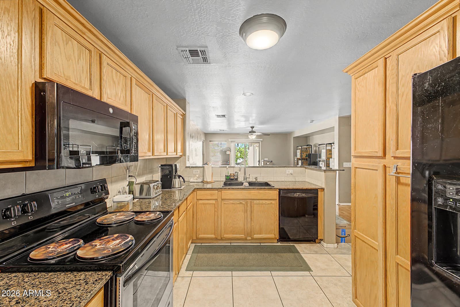 3530 W Saint Charles Avenue, Phoenix, AZ 85041 — photo 11 of 48