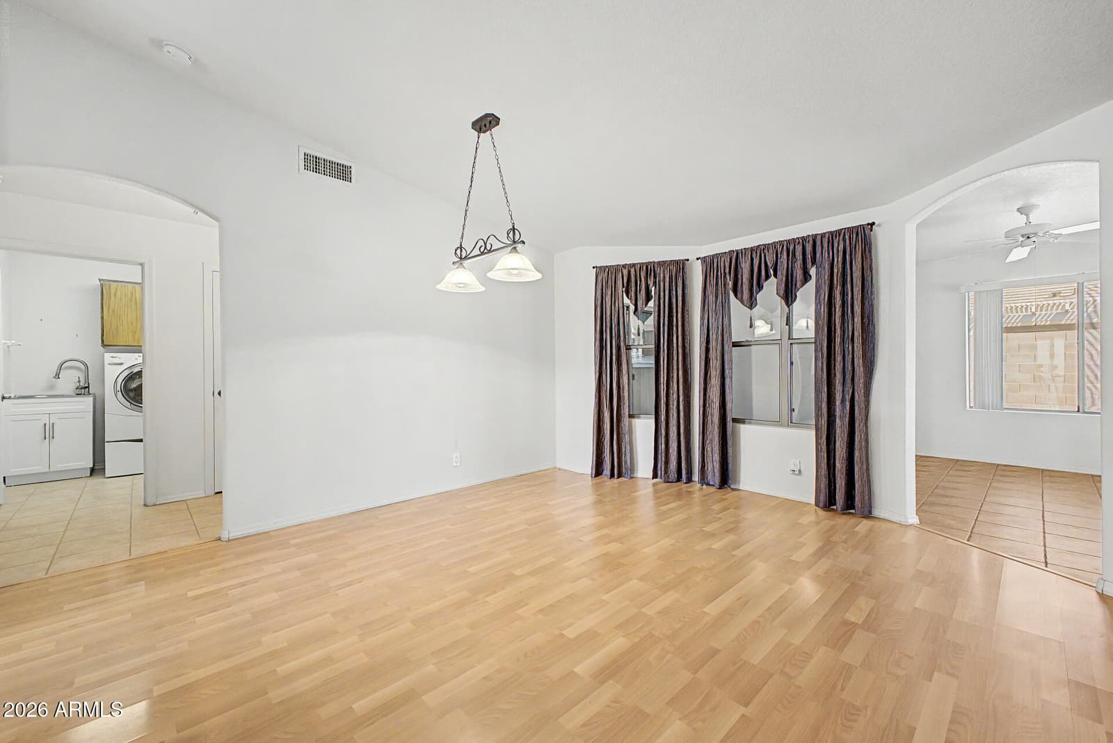 11332 E Navarro Avenue, Mesa, AZ 85209 — photo 10 of 30