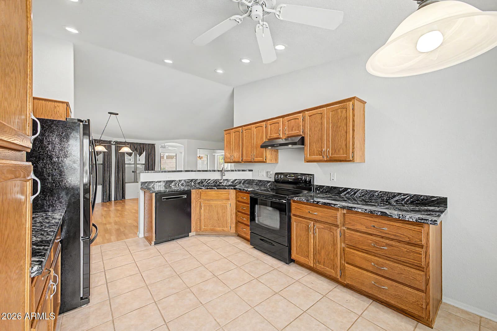 11332 E Navarro Avenue, Mesa, AZ 85209 — photo 13 of 30