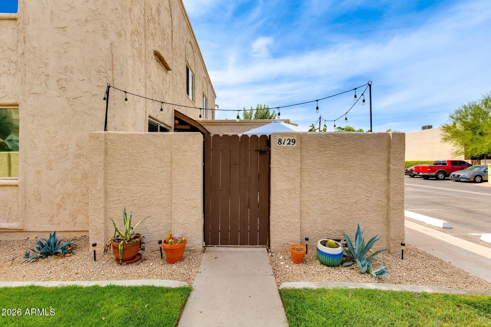 8129 E Glenrosa Avenue, Scottsdale, AZ 85251 — photo 3 of 35