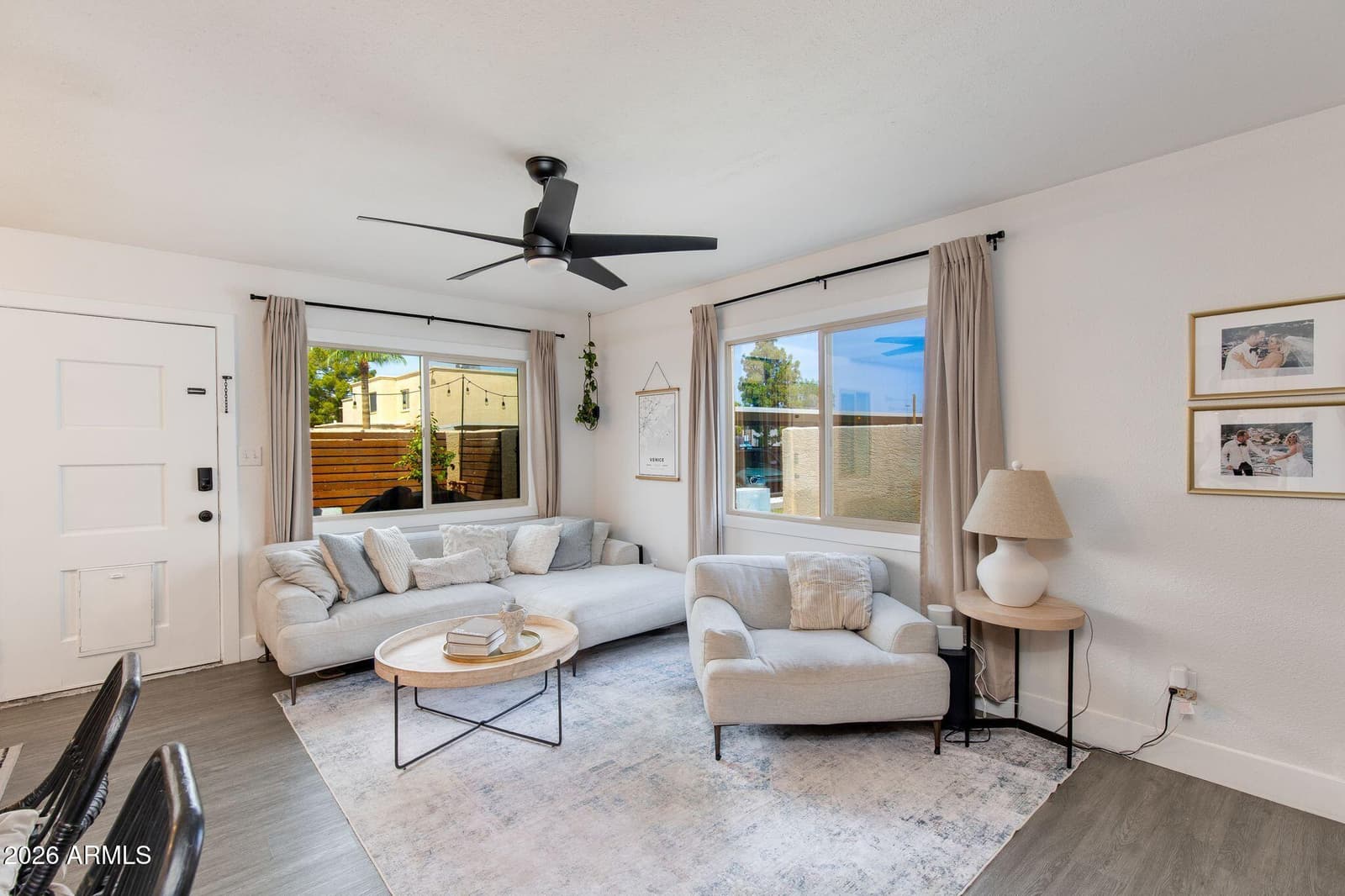 8129 E Glenrosa Avenue, Scottsdale, AZ 85251 — photo 10 of 35