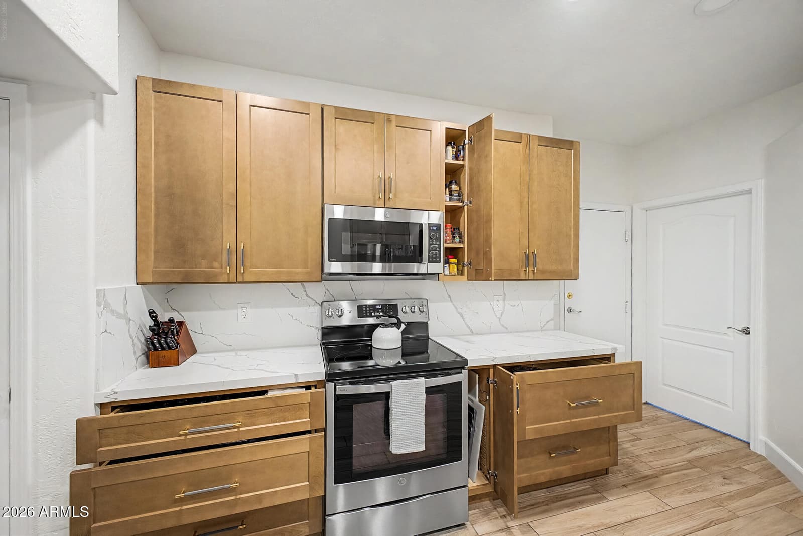 1747 E Northern Avenue 182, Phoenix, AZ 85020 — photo 10 of 44