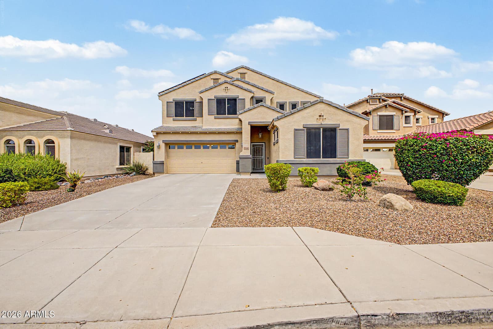 2740 E Quiet Hollow Lane, Phoenix, AZ 85024 — photo 5 of 44