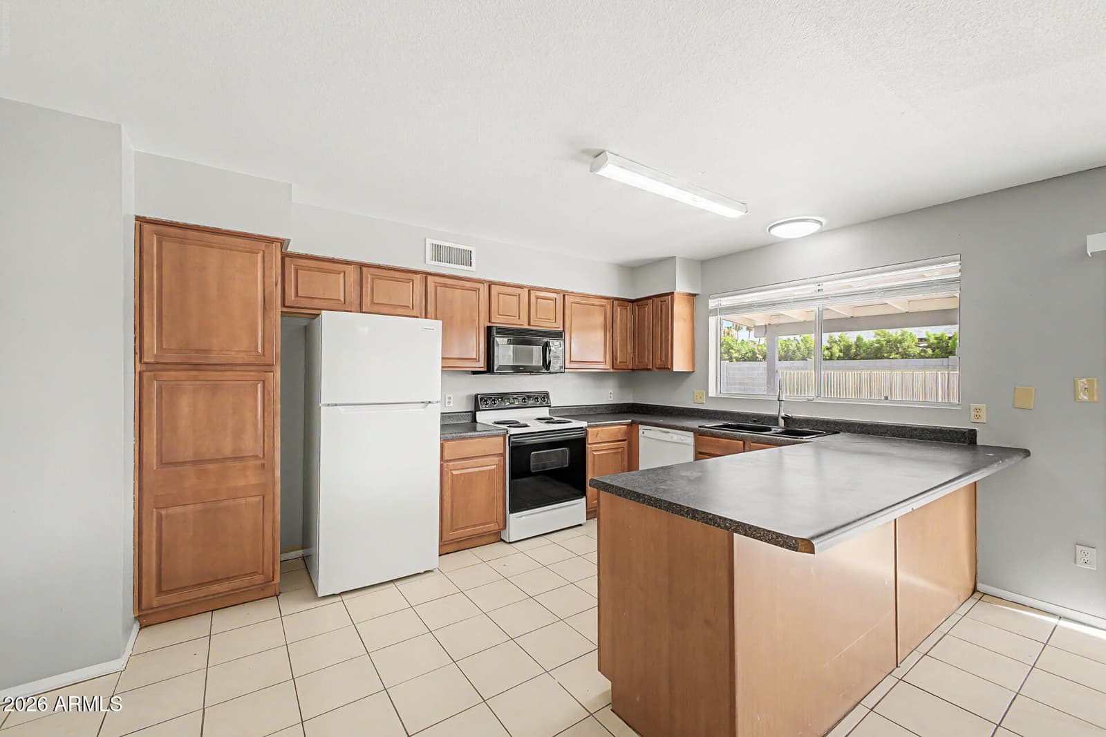 3619 W Libby Street, Glendale, AZ 85308 — photo 17 of 34