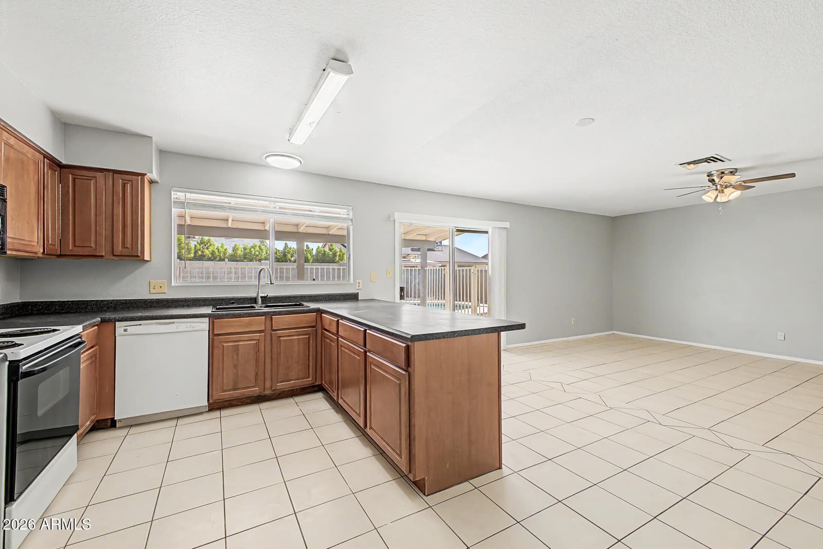 3619 W Libby Street, Glendale, AZ 85308 — photo 19 of 34