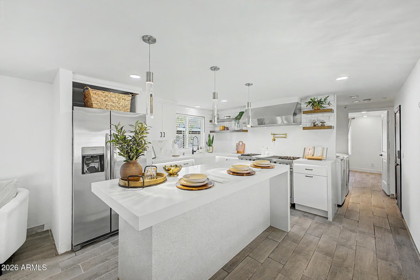 1309 W Kachina Trail, Phoenix, AZ 85041 — photo 10 of 27
