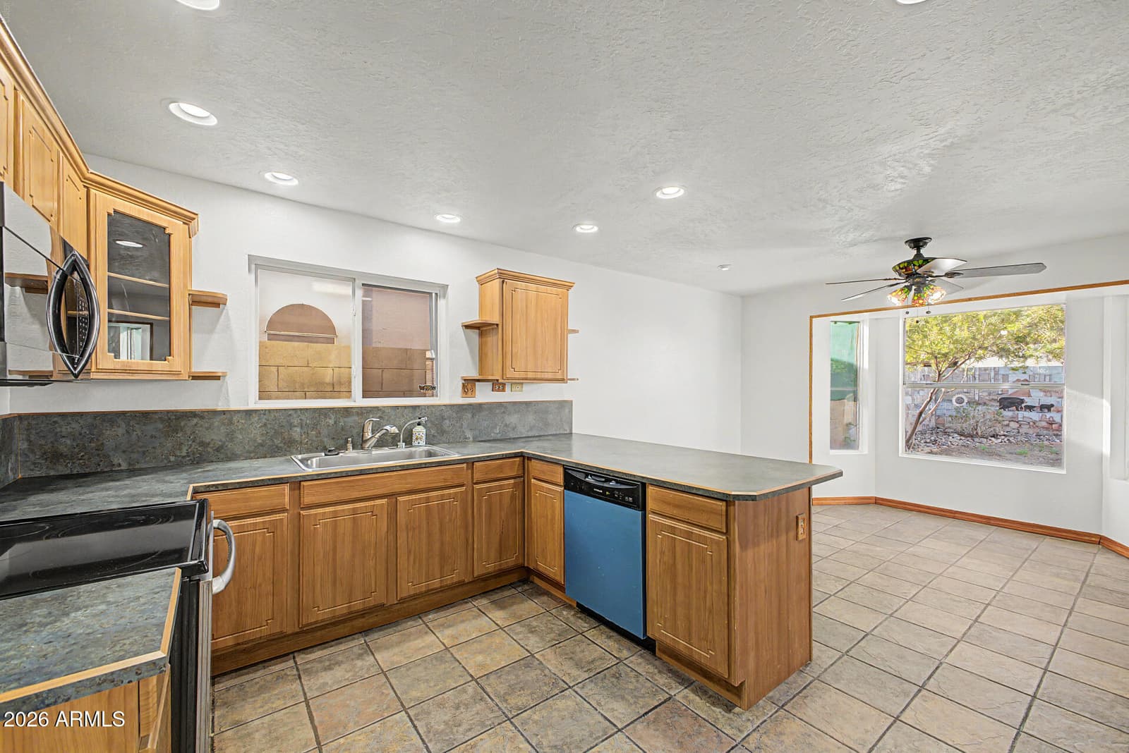 4764 W Tonto Drive, Glendale, AZ 85308 — photo 15 of 34