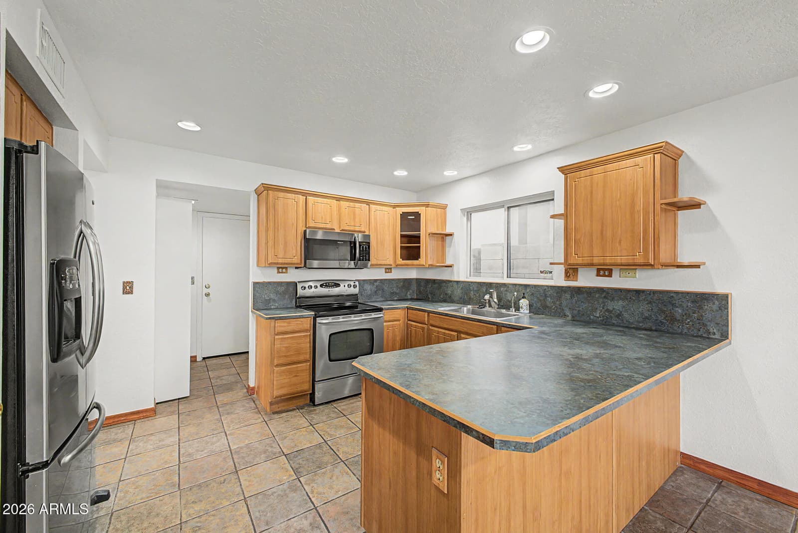 4764 W Tonto Drive, Glendale, AZ 85308 — photo 16 of 34