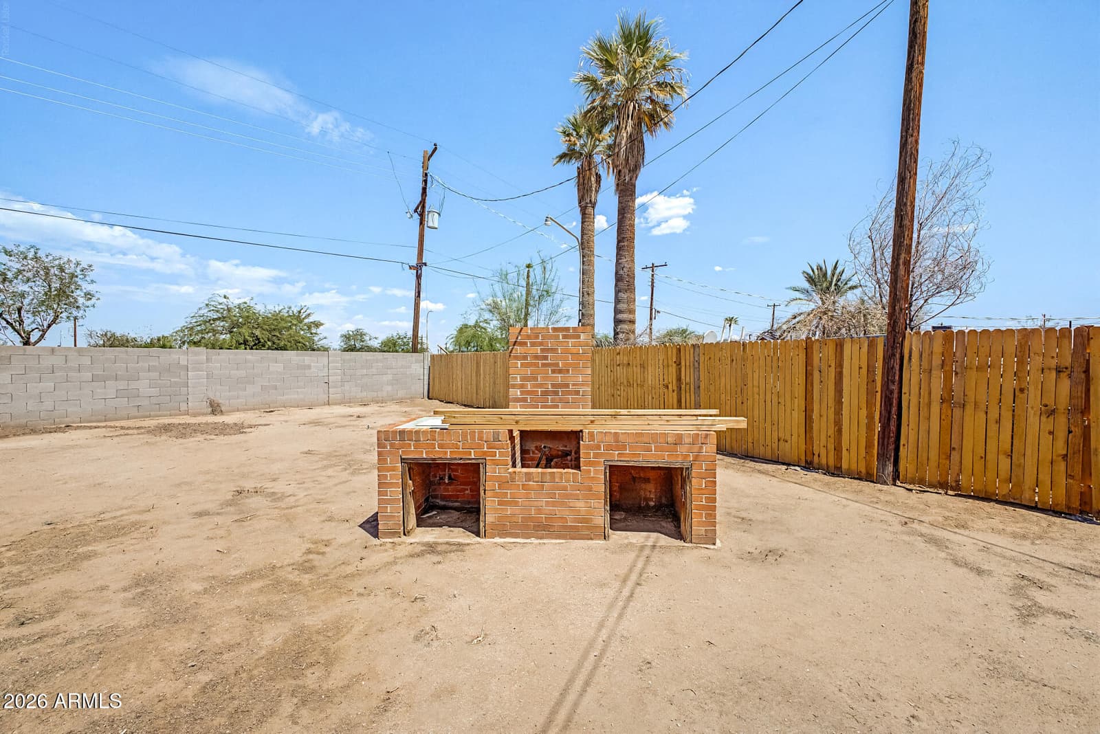 122 W Roeser Road, Phoenix, AZ 85041 — photo 20 of 23