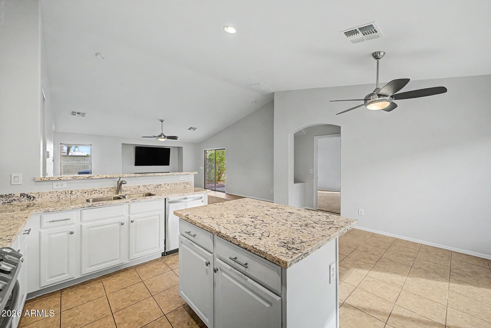 41591 W Corvalis Lane, Maricopa, AZ 85138 — photo 15 of 34