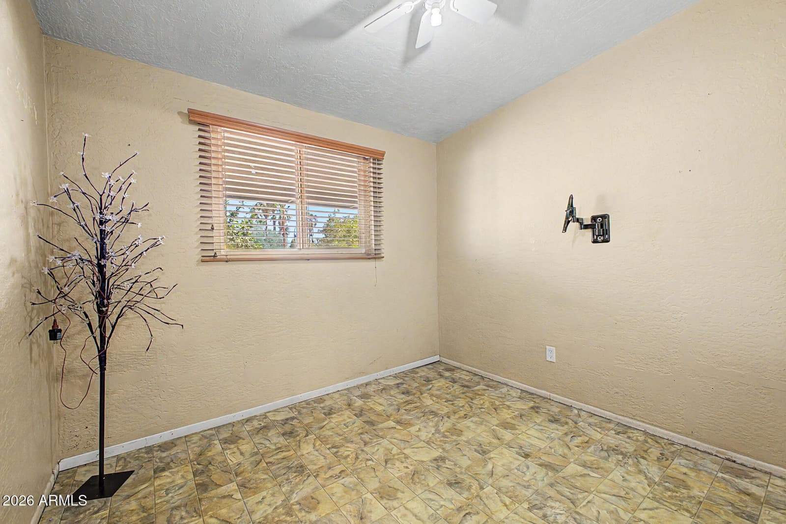3201 W Bethany Home Road, Phoenix, AZ 85017 — photo 18 of 28