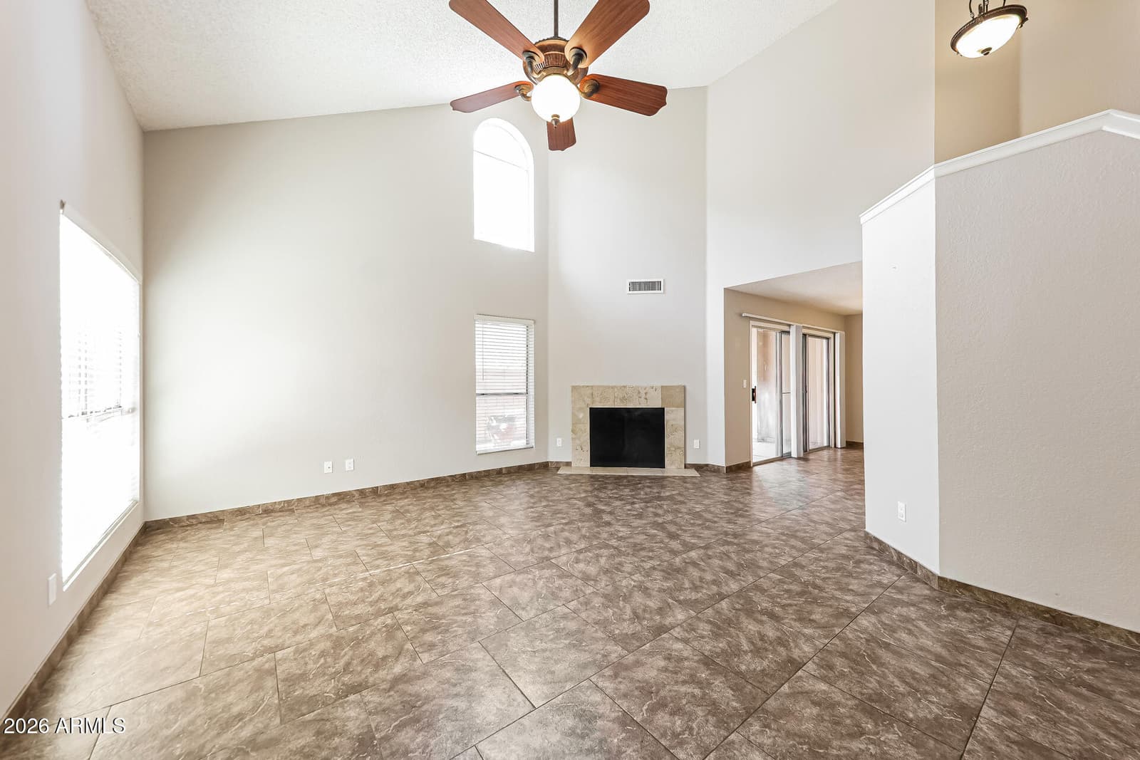 525 E Taro Lane, Phoenix, AZ 85024 — photo 3 of 22
