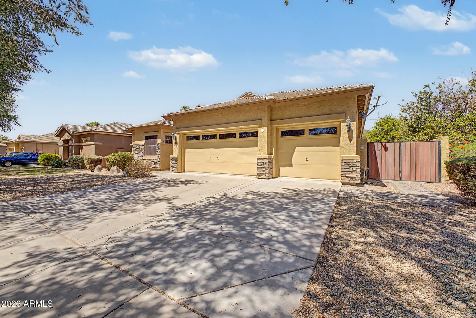 3484 E Page Avenue, Gilbert, AZ 85234 — photo 5 of 58