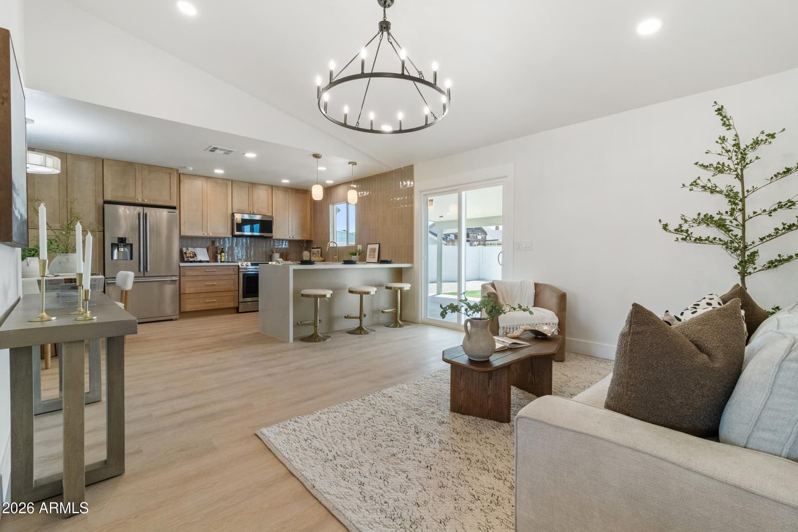 2205 E Catalina Avenue, Mesa, AZ 85204 — photo 5 of 19