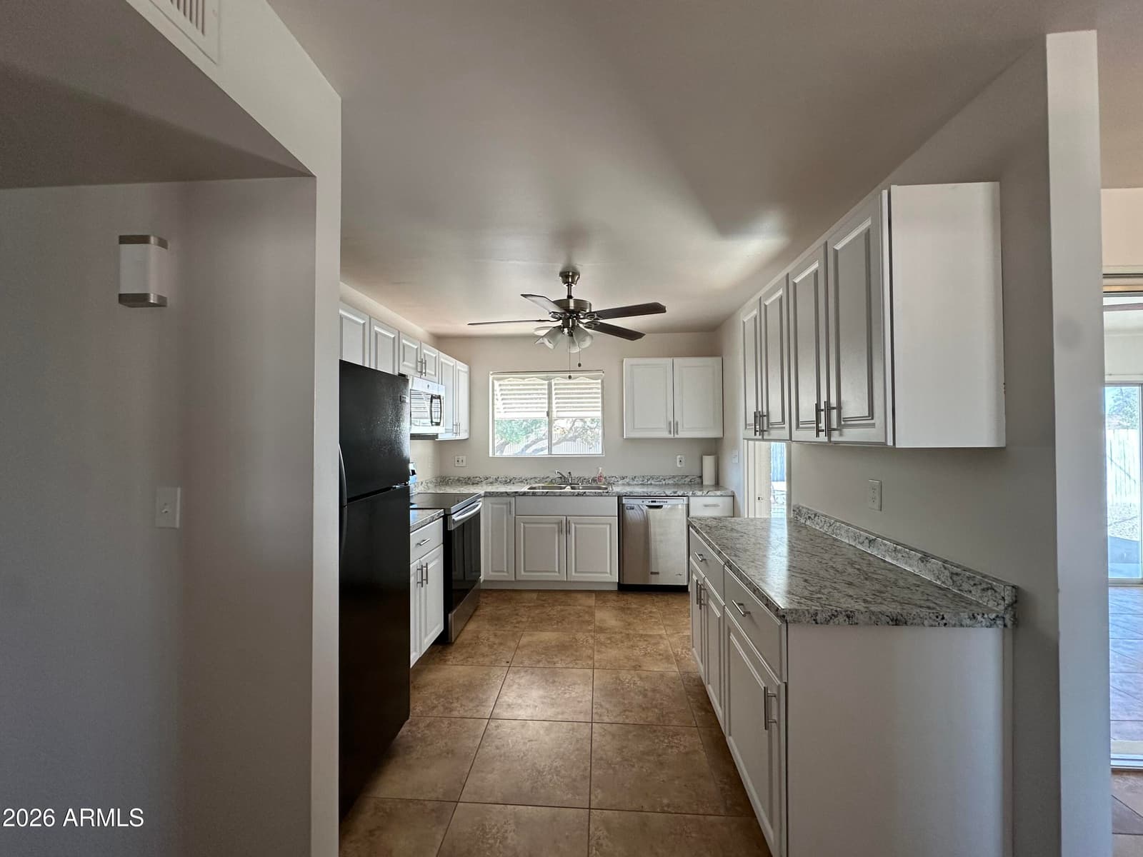 5737 E Cicero Street, Mesa, AZ 85205 — photo 9 of 28