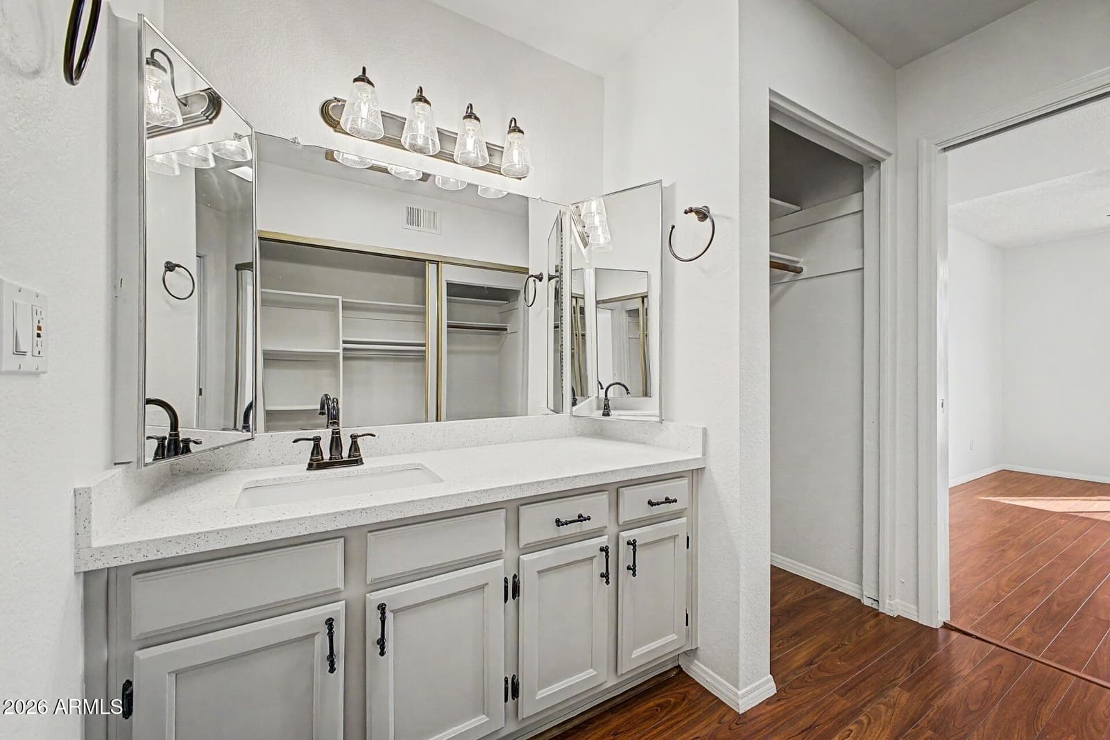 7300 N Dreamy Draw Drive 211, Phoenix, AZ 85020 — photo 16 of 30