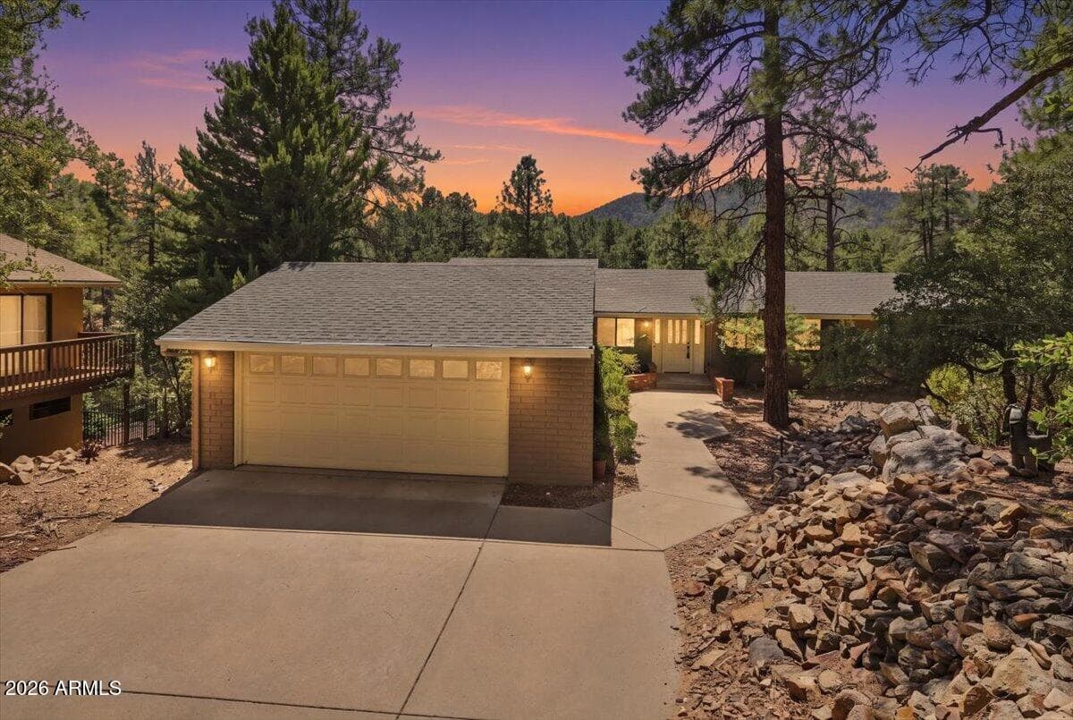 1110 Blue Granite Lane, Prescott, AZ 86303 — photo 3 of 38