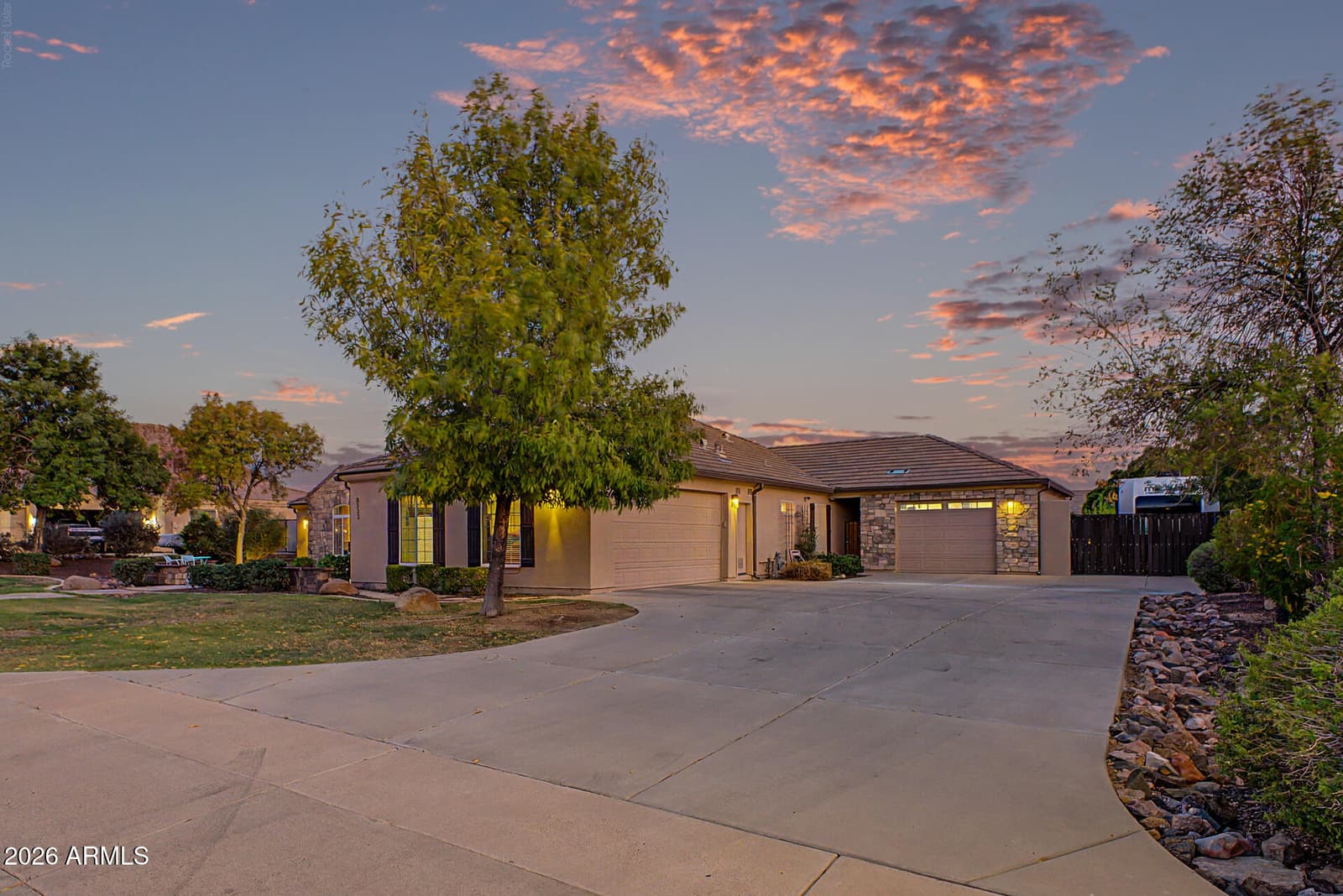 8533 E Halifax Circle, Mesa, AZ 85207 — photo 4 of 54