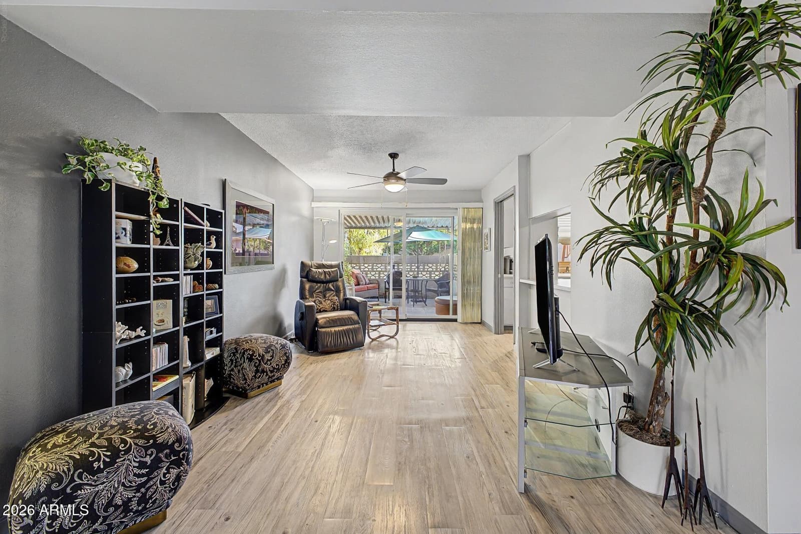 500 W Clarendon Avenue C7, Phoenix, AZ 85013 — photo 11 of 49