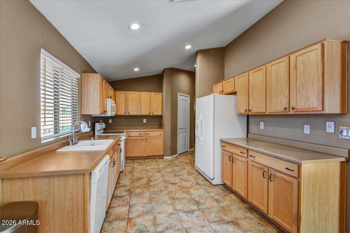 9171 W Lone Cactus Drive, Peoria, AZ 85382 — photo 2 of 16