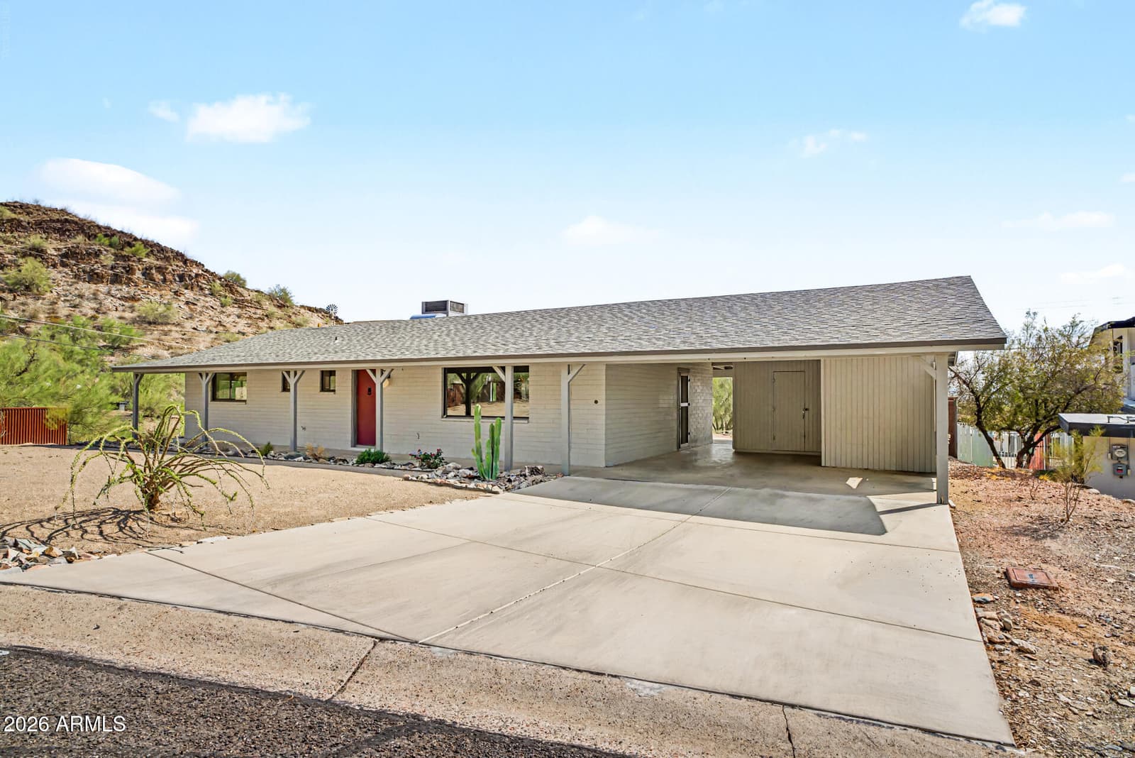1743 E Cinnabar Avenue, Phoenix, AZ 85020 — photo 2 of 39