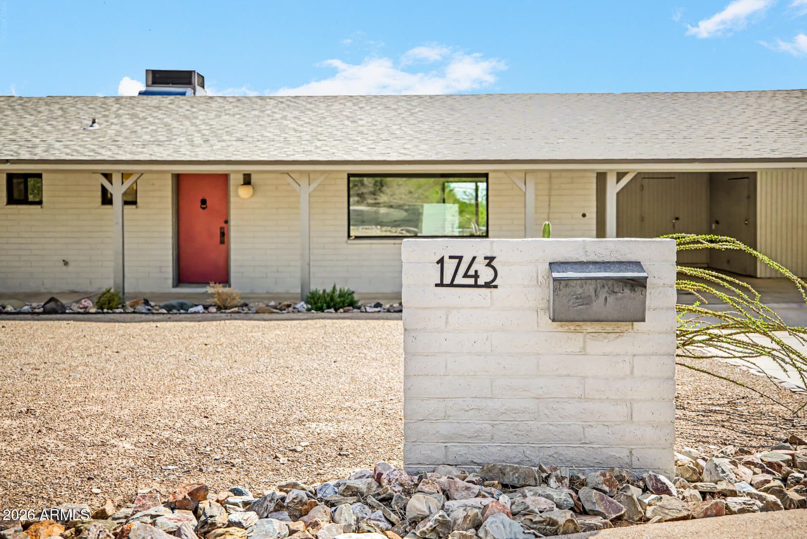 1743 E Cinnabar Avenue, Phoenix, AZ 85020 — photo 1 of 39