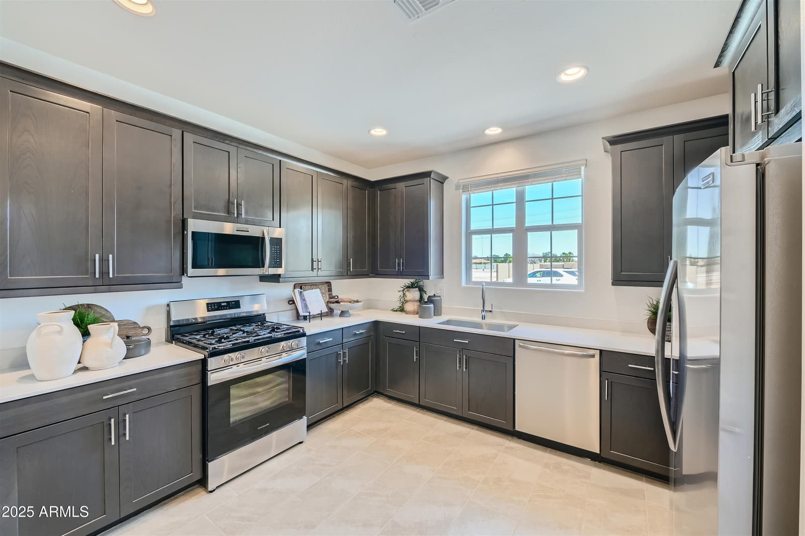 8315 E Petra Avenue, Mesa, AZ 85212 — photo 3 of 32