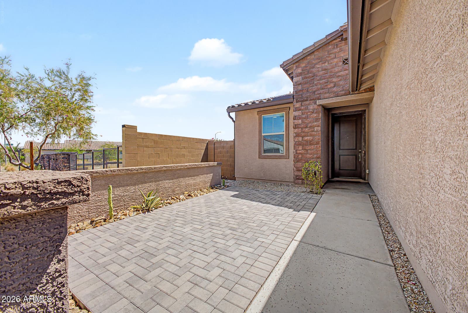 8947 W Solano Drive, Glendale, AZ 85305 — photo 5 of 37