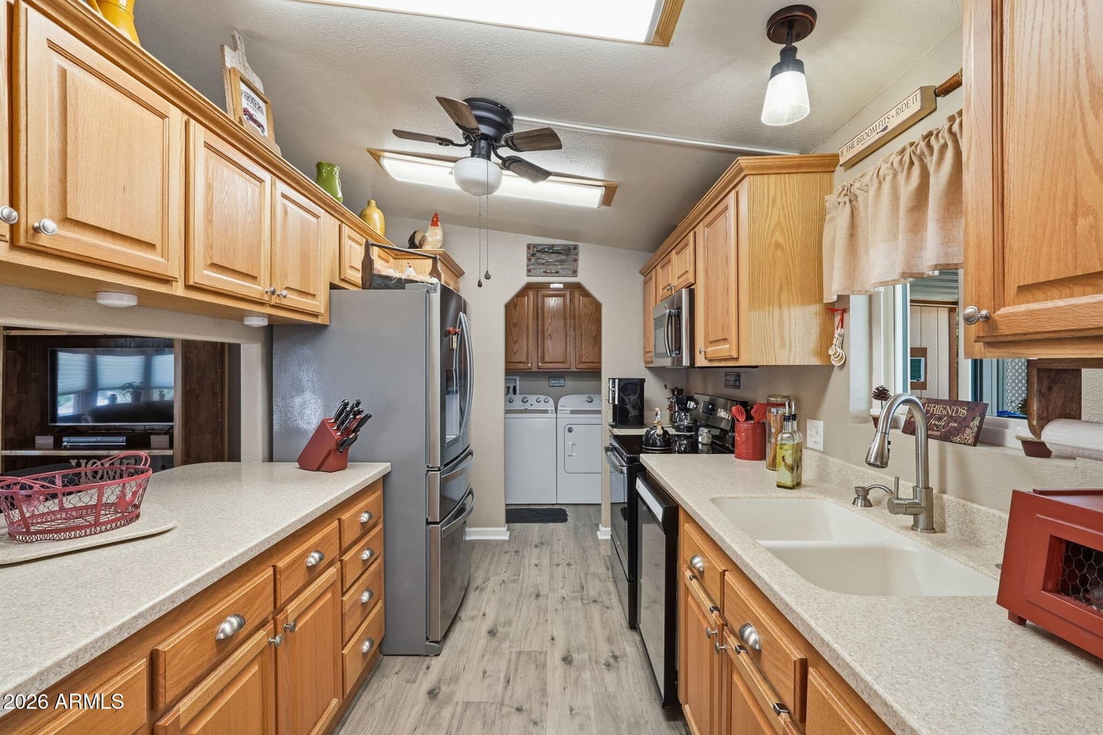 3802 N Montana Avenue, Florence, AZ 85132 — photo 11 of 30