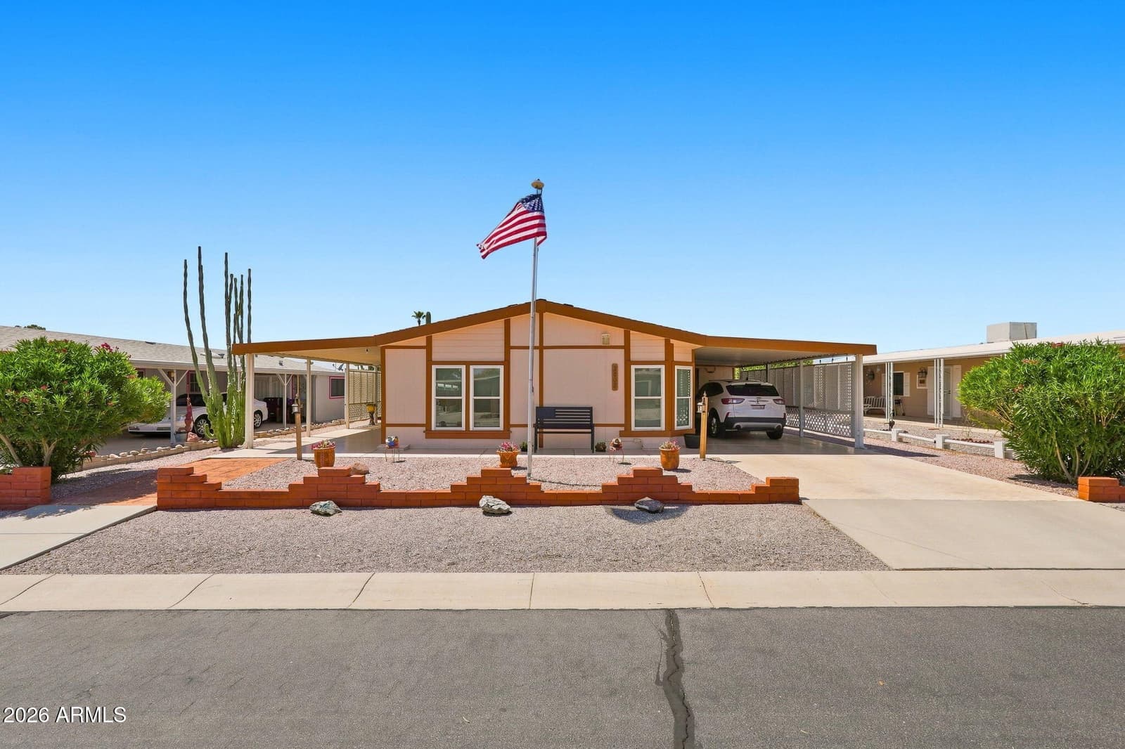 3802 N Montana Avenue, Florence, AZ 85132 — photo 1 of 30